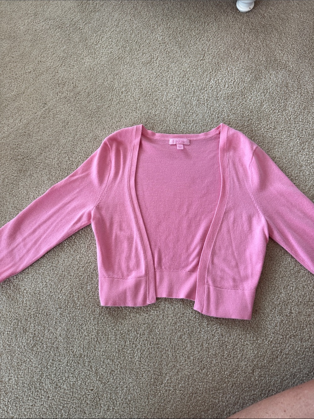 Lilly Pulitzer Bubblegum Pink Cropped Open Cardigan. 3/4 length sleeves
